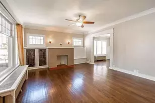 308 Brown St, Valparaiso, IN 46383 - Photo 3