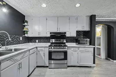 306 Jefferson Avenue, La Porte, IN 46350 - Photo 7