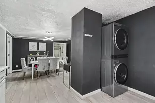 306 Jefferson Ave, La Porte, IN 46350 - Photo 9