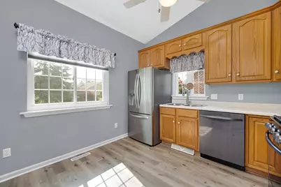 1659 Redbud Drive, Hobart, IN 46342 - Photo 9