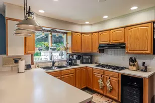 247 Westgate Dr, Valparaiso, IN 46385 - Photo 13