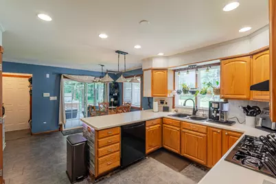 247 Westgate Drive, Valparaiso, IN 46385 - Photo 9