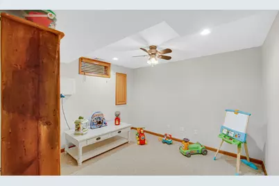 2002 Woodmere Circle, Valparaiso, IN 46383 - Photo 27