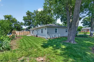 722 Fremont Rd, Valparaiso, IN 46385 - Photo 23