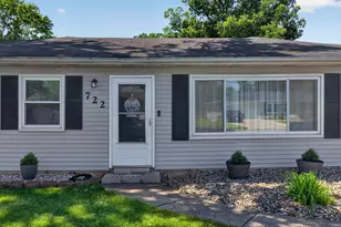 722 Fremont Rd, Valparaiso, IN 46385 - Photo 3