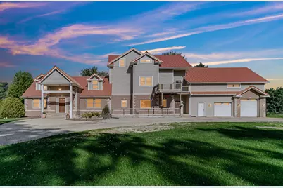 7692 N Emery Road, Rolling Prairie, IN 46371 - Photo 3
