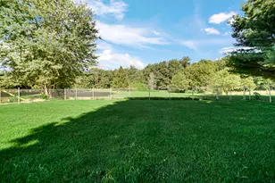 7692 N Emery Rd, Rolling Prairie, IN 46371 - Photo 37