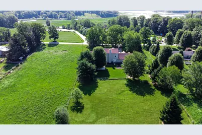 7692 N Emery Road, Rolling Prairie, IN 46371 - Photo 5