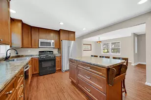 7692 N Emery Rd, Rolling Prairie, IN 46371 - Photo 17