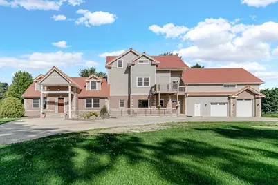 7692 N Emery Road, Rolling Prairie, IN 46371 - Photo 3