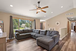 12806 Fawn Ct, Cedar Lake, IN 46303 - Photo 7