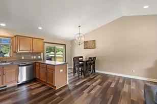 12806 Fawn Ct, Cedar Lake, IN 46303 - Photo 11