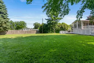 2698 Hamstrom Rd, Portage, IN 46368 - Photo 3