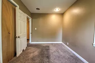 2106 K St, La Porte, IN 46350 - Photo 13
