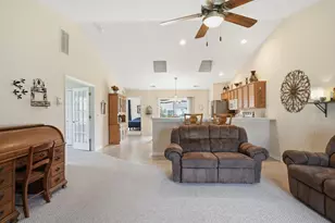 4577 W 73rd Ct, Merrillville, IN 46410 - Photo 5