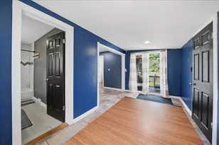 252 S 21st St, Chesterton, IN 46304 - Photo 5