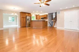 602 Greentree Dr, Trail Creek, IN 46360 - Photo 5