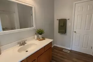 871 Flagstone Dr, Dyer, IN 46311 - Photo 7