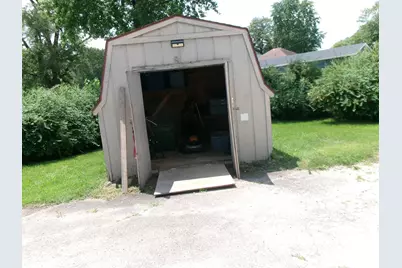 703 N 1st, Kentland, IN 47951 - Photo 11