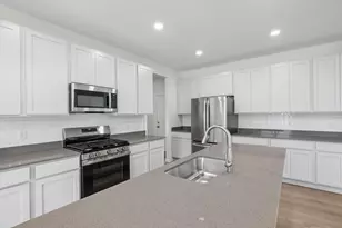 6882 Foxwood Dr, Schererville, IN 46375 - Photo 7