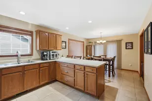 505 17th St SE, Demotte, IN 46310 - Photo 11