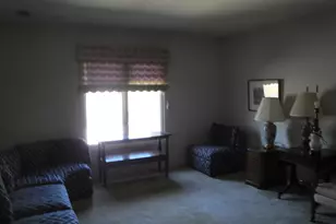 8805 Janeway Ct, Munster, IN 46321 - Photo 7