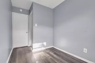 3741 E 165th St, Hammond, IN 46323 - Photo 13