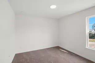 2520 Iowa St, Crown Point, IN 46307 - Photo 21