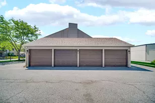 3507 Timberbridge Dr, Valparaiso, IN 46383 - Photo 15
