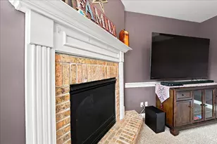 2048 Landmark St, Portage, IN 46368 - Photo 11