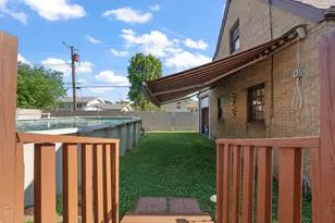2937 Condit St, Highland, IN 46322 - Photo 27