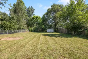 403 W Ellis St, Knox, IN 46534 - Photo 19