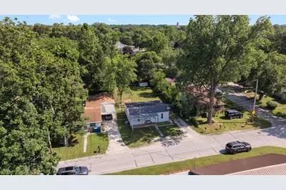 403 W Ellis Street, Knox, IN 46534 - Photo 21
