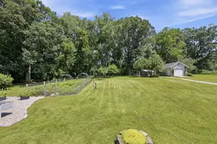 803 Audubon Dr, Valparaiso, IN 46383 - Photo 35