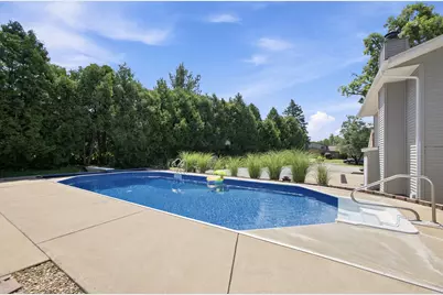 803 Audubon Drive, Valparaiso, IN 46383 - Photo 5