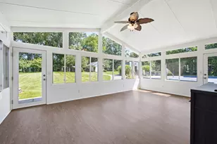 803 Audubon Dr, Valparaiso, IN 46383 - Photo 27