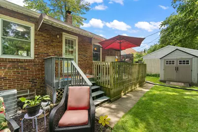 16 Beverly Boulevard, Hobart, IN 46342 - Photo 5