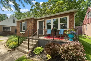 16 Beverly Blvd, Hobart, IN 46342 - Photo 3