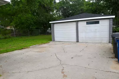 2253 Wayne Street, Lake Station, IN 46405 - Photo 23