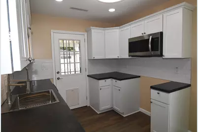 2253 Wayne Street, Lake Station, IN 46405 - Photo 5