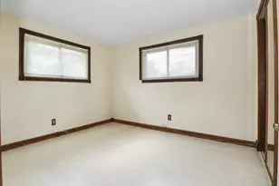 530 E 52nd Pl, Merrillville, IN 46410 - Photo 13