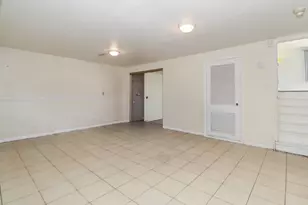 530 E 52nd Pl, Merrillville, IN 46410 - Photo 23