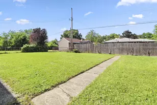 530 E 52nd Pl, Merrillville, IN 46410 - Photo 27