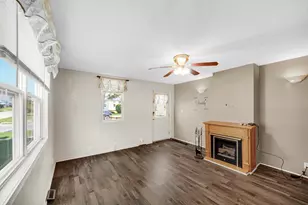 716 4th St, La Porte, IN 46350 - Photo 5