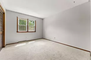 404 Hemlock Ln, Crown Point, IN 46307 - Photo 11