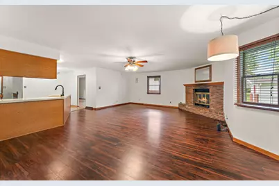 404 Hemlock Lane, Crown Point, IN 46307 - Photo 7