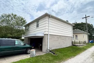 4 Ruth St, Calumet City, IL 60409 - Photo 5