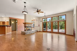 9033 Dallas Pl, Crown Point, IN 46307 - Photo 9