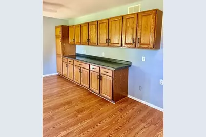 302 Green Acres Drive, Valparaiso, IN 46383 - Photo 9