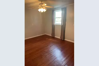 302 Green Acres Drive, Valparaiso, IN 46383 - Photo 13